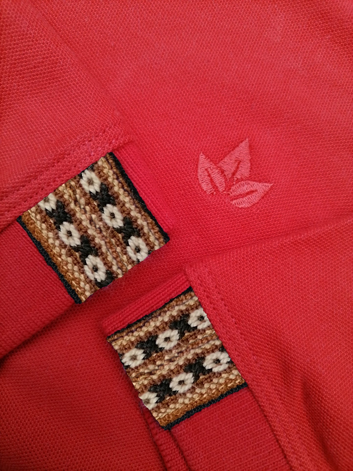 Polo Yahuar Rojo